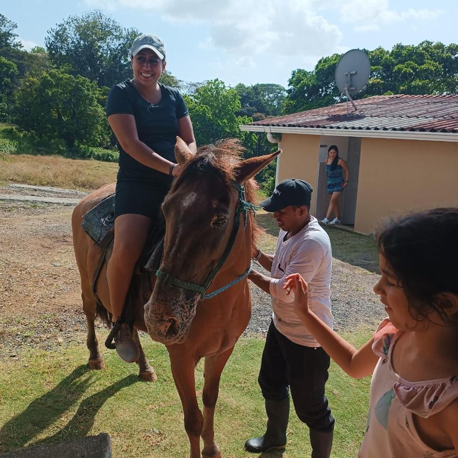 מלון פורטובלו Rancho Juancho מראה חיצוני תמונה